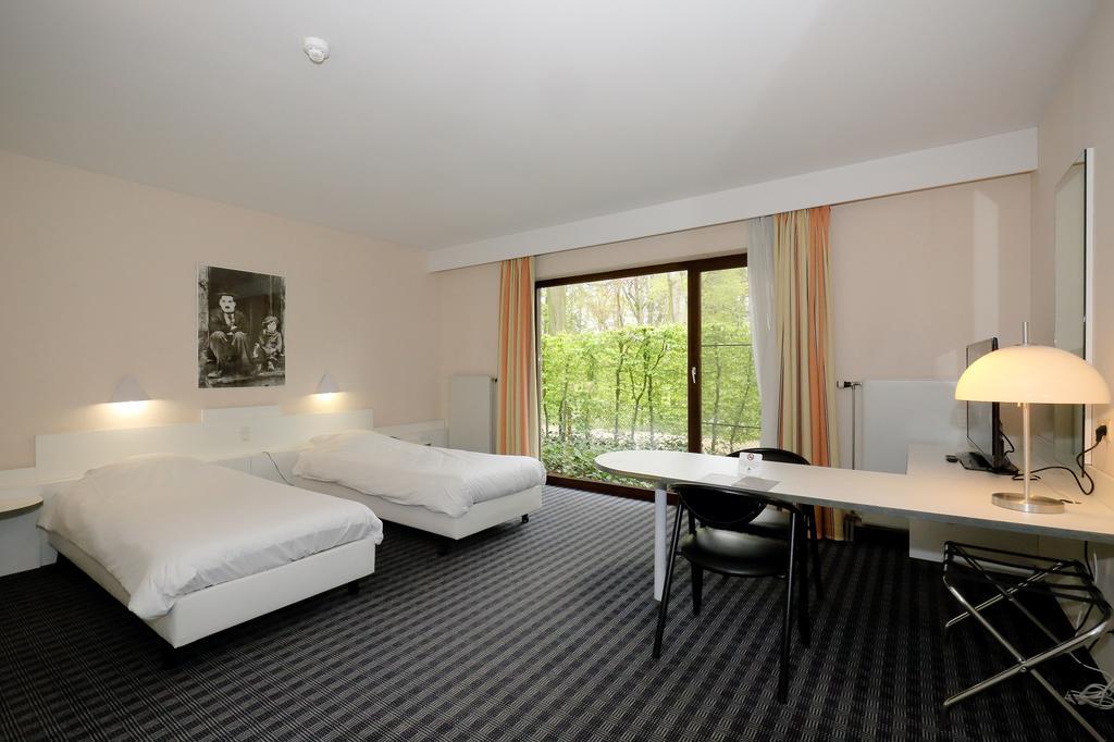 Priorij Corsendonk Hotel Oud-Turnhout Eksteriør billede